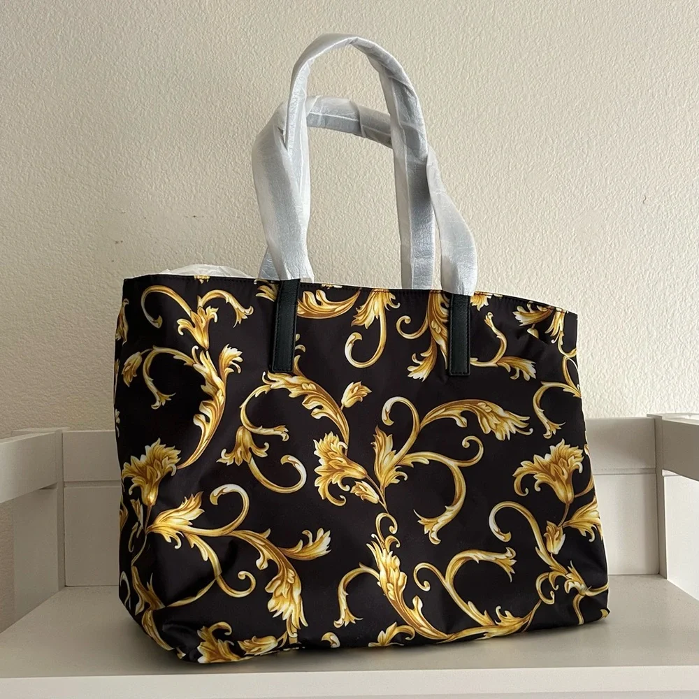 Versace Tote Bag - Picture 3 of 10